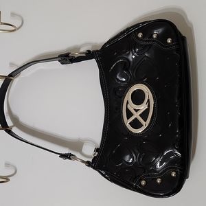 BEAUTIFUL XOXO BLACK PATENT HEARTS SHOULDER BAG IN GREAT CONDITION!